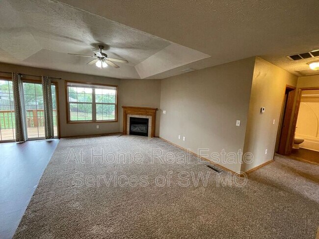 Foto del edificio - 202 Mazzy Dr