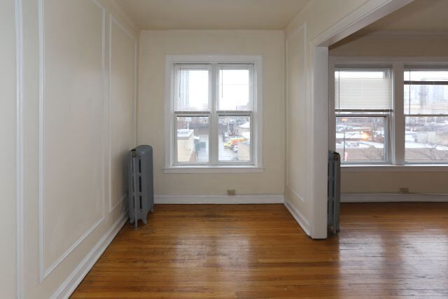 Foto del edificio - 1211 W Elmdale Ave