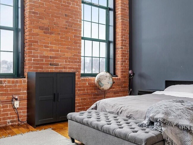 Foto del edificio - 589 Atwells Ave