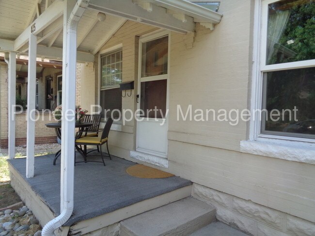 Foto del edificio - Charming Wash Park Duplex 1 Bed 1 bath