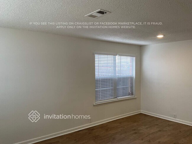 Building Photo - 115 Amber Ridge Dr