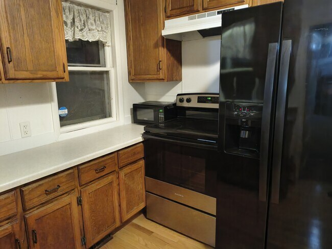 Cocina - 200 W Mill St
