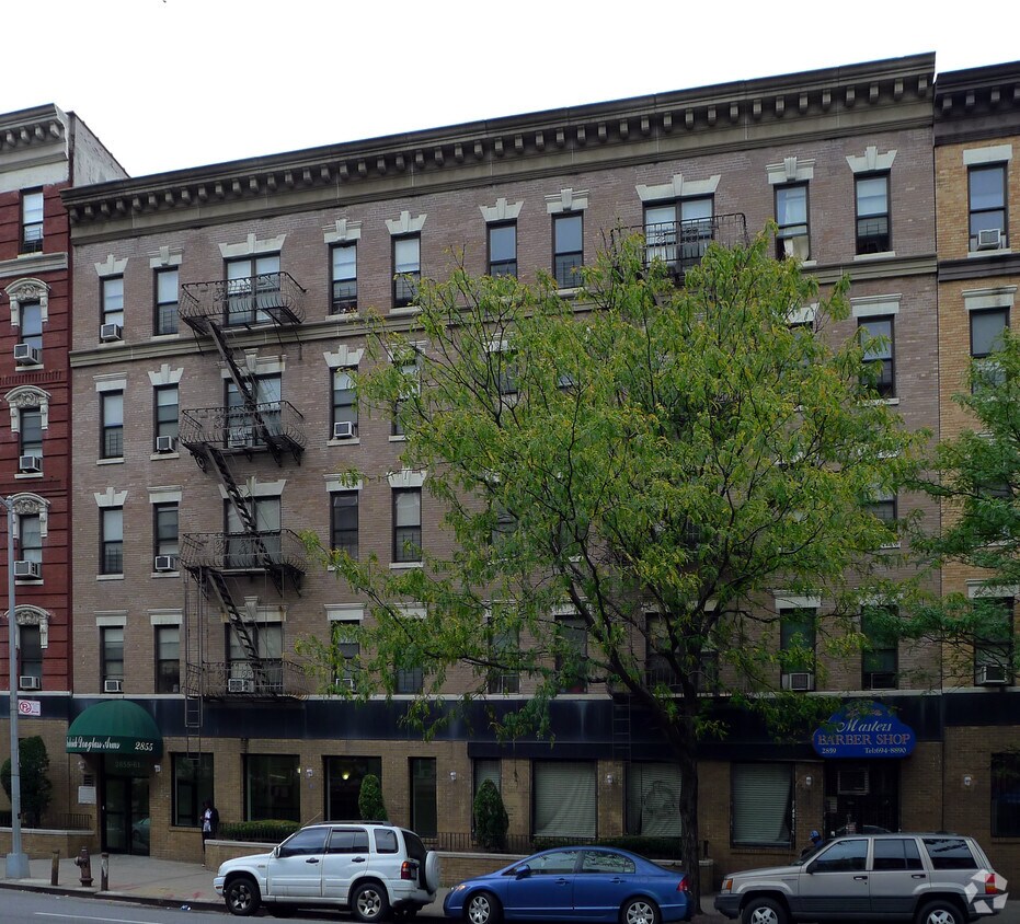 Foto del edificio - 2859-2863 Frederick Douglass Blvd