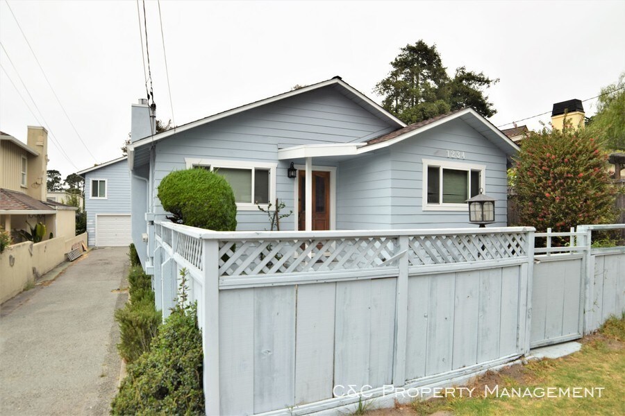 Primary Photo - 1234 Buena Vista Ave
