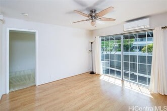 Building Photo - 493 Mananai Pl