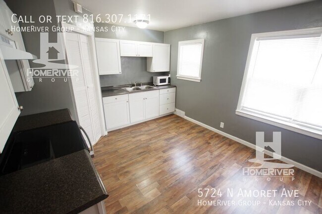 Building Photo - NO APP FEES! Beautiful 3-Bed/2-Bath Single...