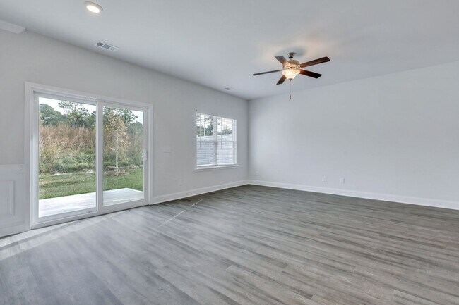 Building Photo - Townhome in Pooler, Available Now!