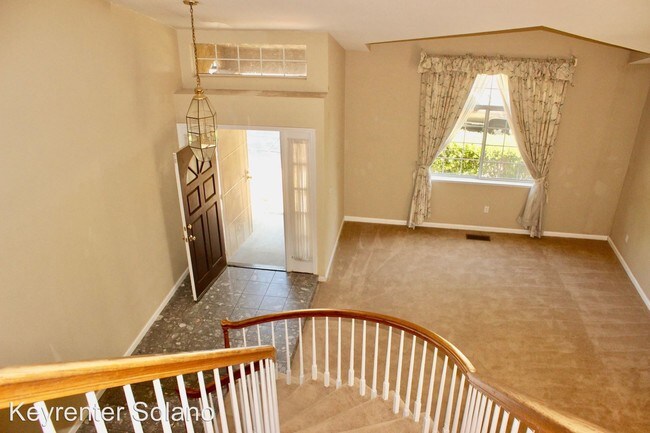 Building Photo - 4 br, 3 bath House - 2231 Silver Fox Circle