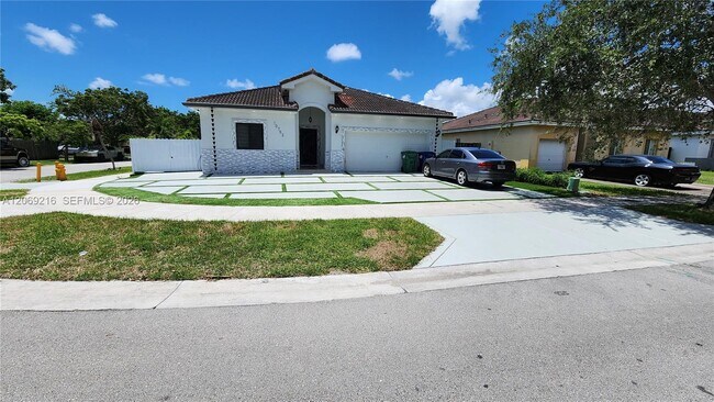 Foto del edificio - 10752 SW 228th Terrace