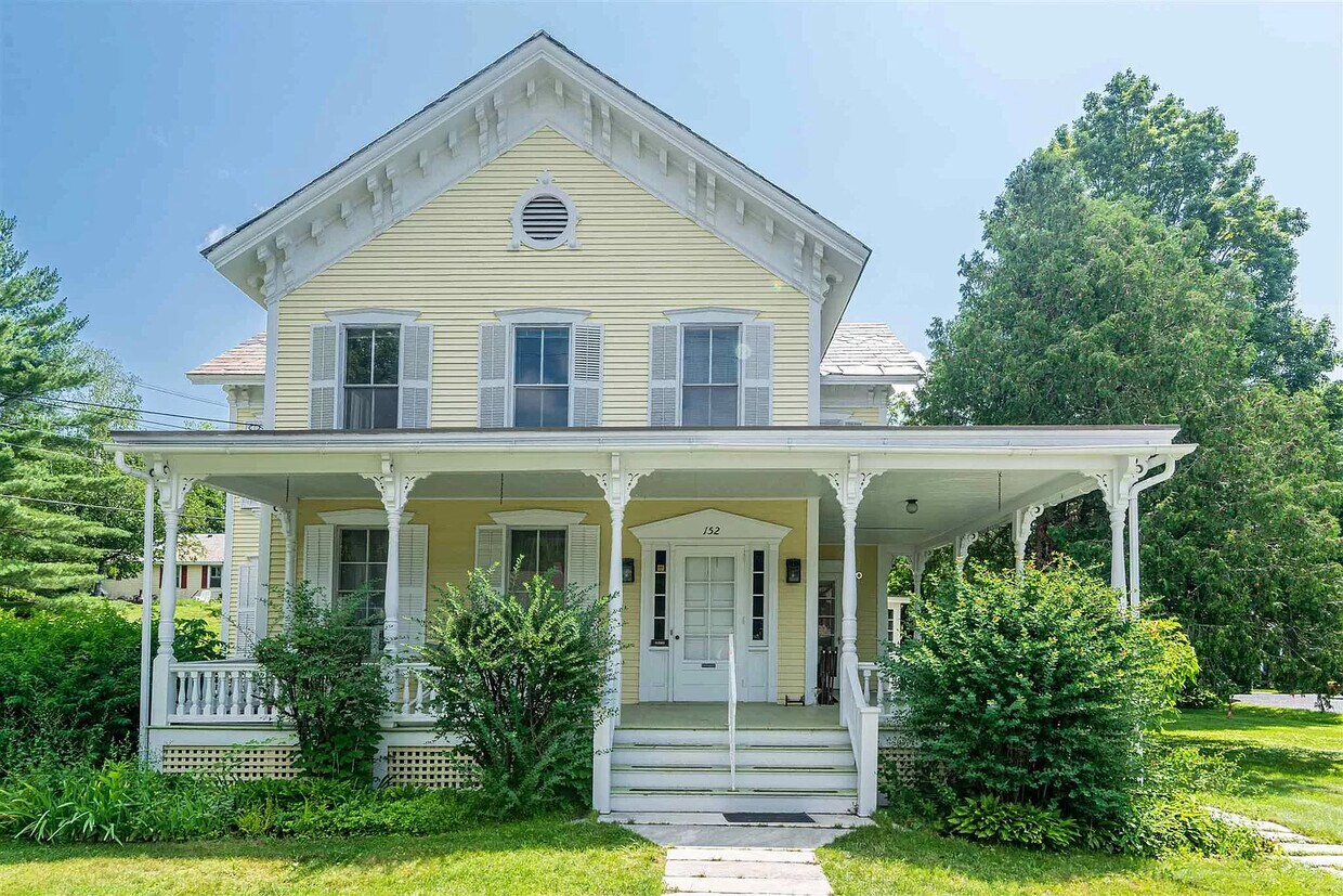 Primary Photo - 152 Bonnet St