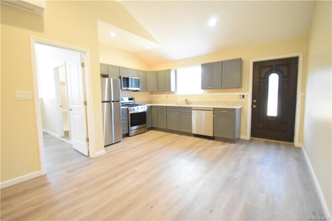 Foto del edificio - 430 Stony Ford Rd
