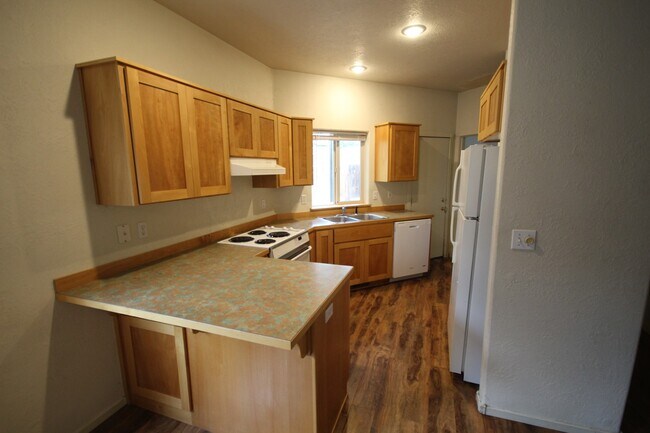 Foto del edificio - 1230-1232 NW Ogden Ave