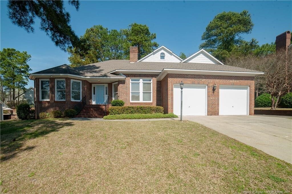 Foto principal - 312 Shawcroft Rd
