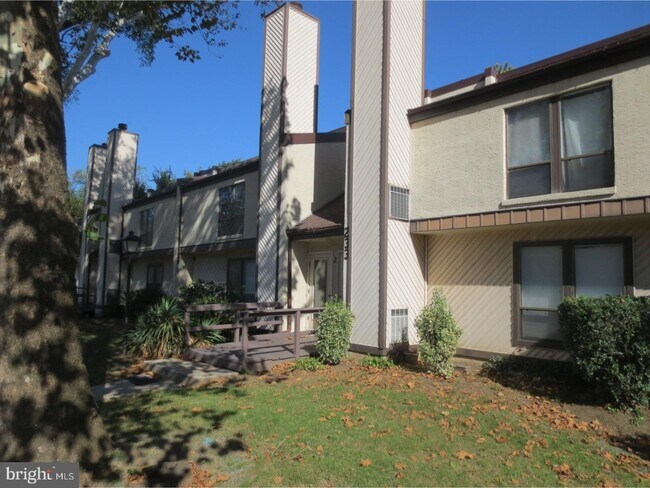 Building Photo - 233 Township Line Rd