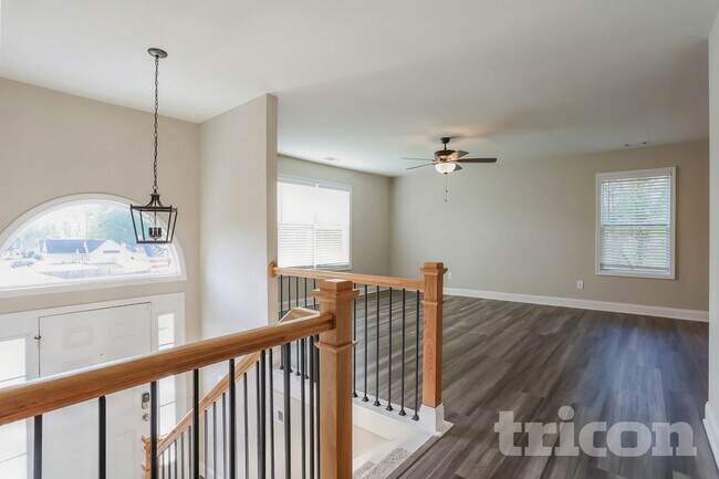 Foto del edificio - 209 Hampton Oaks Cir