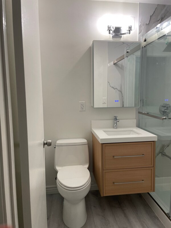 Foto del edificio - 3553 Brookdale Dr