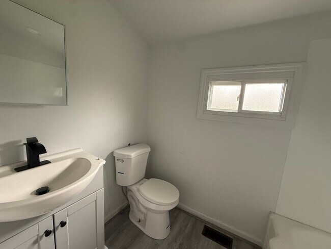 Foto del edificio - 2487 Walnut St