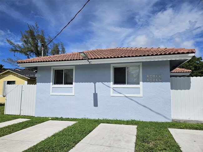 Building Photo - 20137 SW 88th Ct