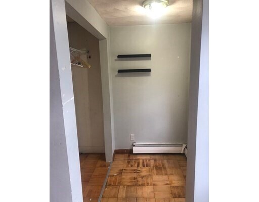 Foto del edificio - 527 E 7th St