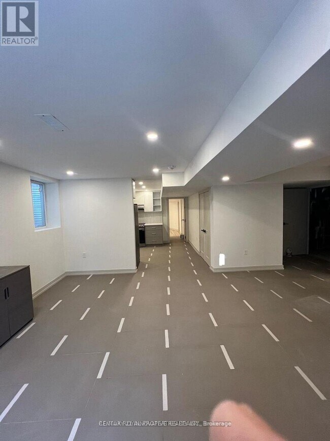 Photo du bâtiment - 1042 Kingpeak Cres