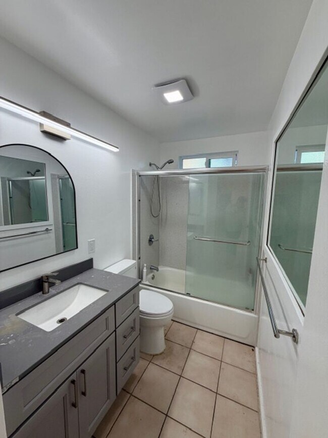 Foto del edificio - 02360