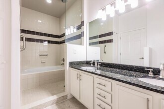 Interior Photo - Aviah Flagler Village