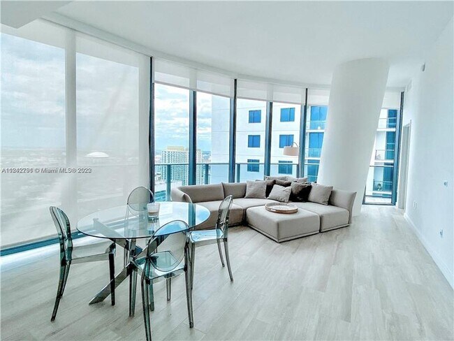 Foto del edificio - 55 SW 9th St