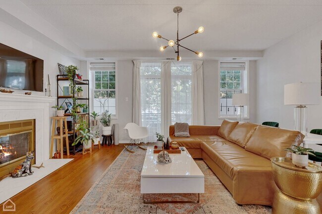 Foto del edificio - 2701 W Hirsch St