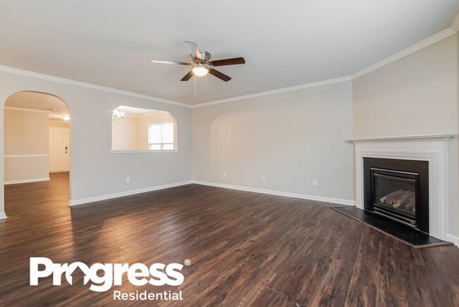 Foto del edificio - 6824 Horseback Lane