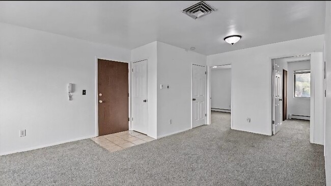 Photo - 1140 Walnut Ave Apartment