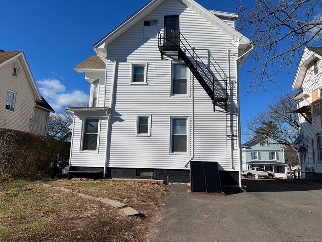 Foto del edificio - 77 Windsor Ave