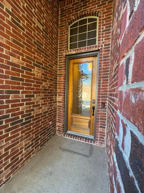 Foto del edificio - 569 Griffith Dr