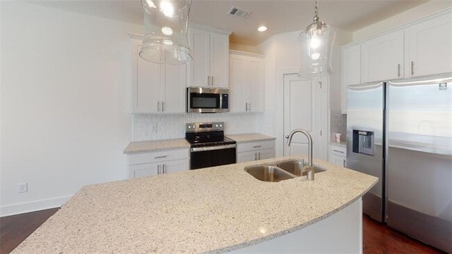 Foto del edificio - 2253 Mulsanne Dr