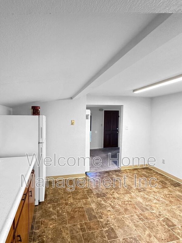 Foto del edificio - 4690 Augustine St