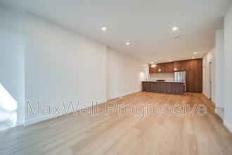 Building Photo - 11315-11358 58 Ave NW