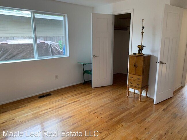 Building Photo - 5 br, 2.5 bath House - 13434 117th Ave NE