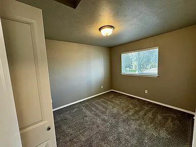Foto del edificio - 9304 E Dean Ln