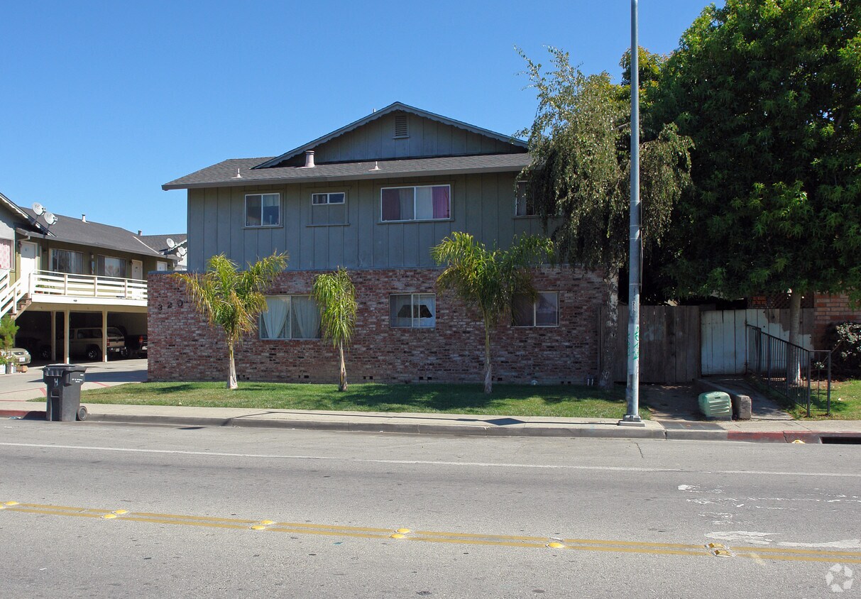 Primary Photo - 320 Pennsylvania Dr