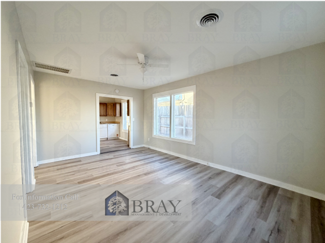 Foto del edificio - Recently Renovated Home with Fenced Yard in Kingsport