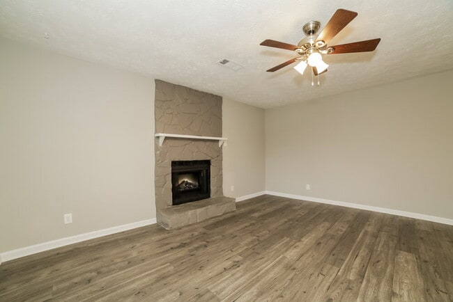 Building Photo - 3531 Weathered Wood Dr