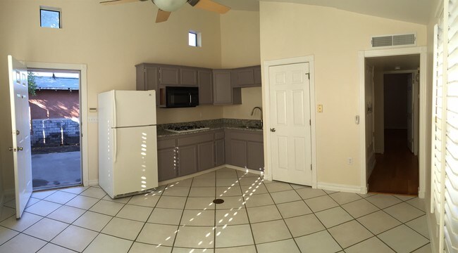 Granite Counter tops, Convection Microwave - 405 E Robinson Ave