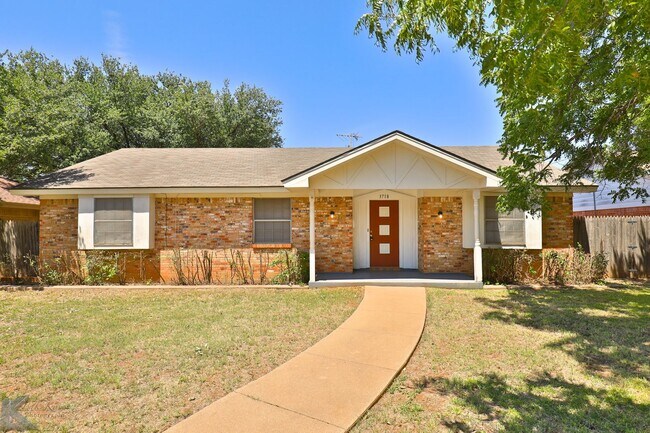 Building Photo - 3/2/2/2 AUSTIN ELEM!  Ready to rent!
