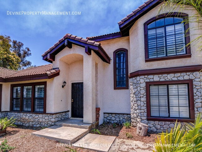 Foto del edificio - 7758 Alta Cuesta Dr