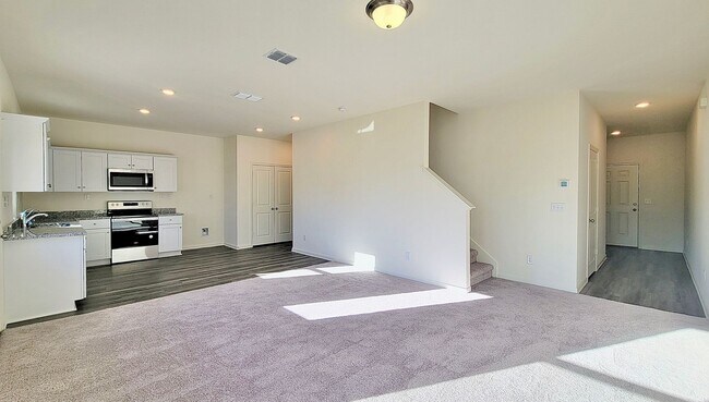 Foto del edificio - 14346 Elkhorn Crest