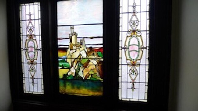 Foto del edificio - 6 Bonn Pl