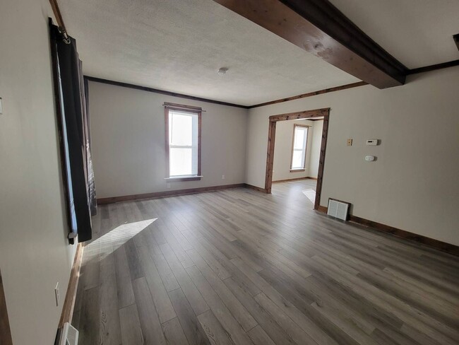 Foto del edificio - Three Bedroom Home in Battle Creek