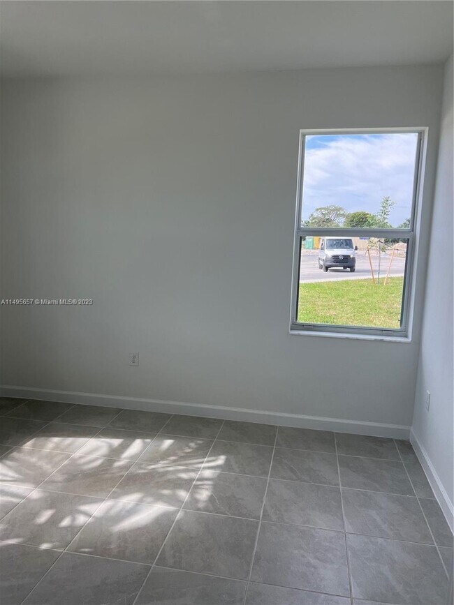 Building Photo - 16315 SW 292nd St