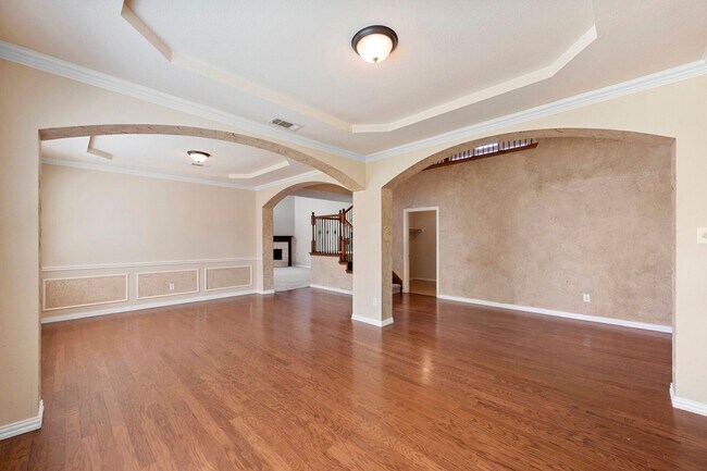 Foto del edificio - Grand Mansfield Home with newly renovated ...