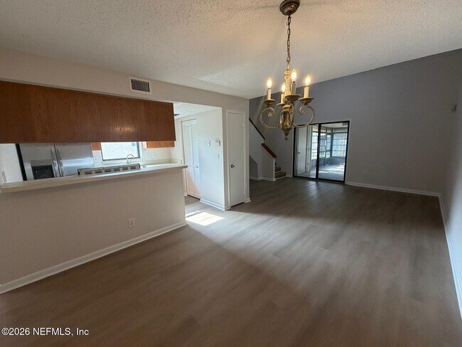 Foto del edificio - 5557 Greatpine Ln S