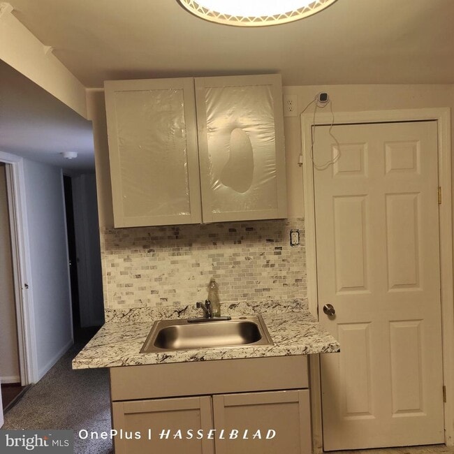 Building Photo - 8116 Santa Fe Dr